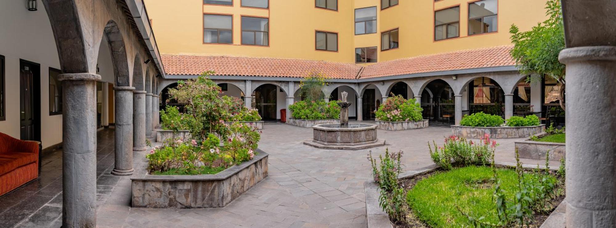 Hotel Jose Antonio Cusco Bagian luar foto